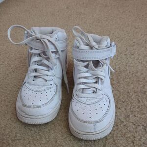 White Nikes Force 1 Size 11.5C DH2934-111